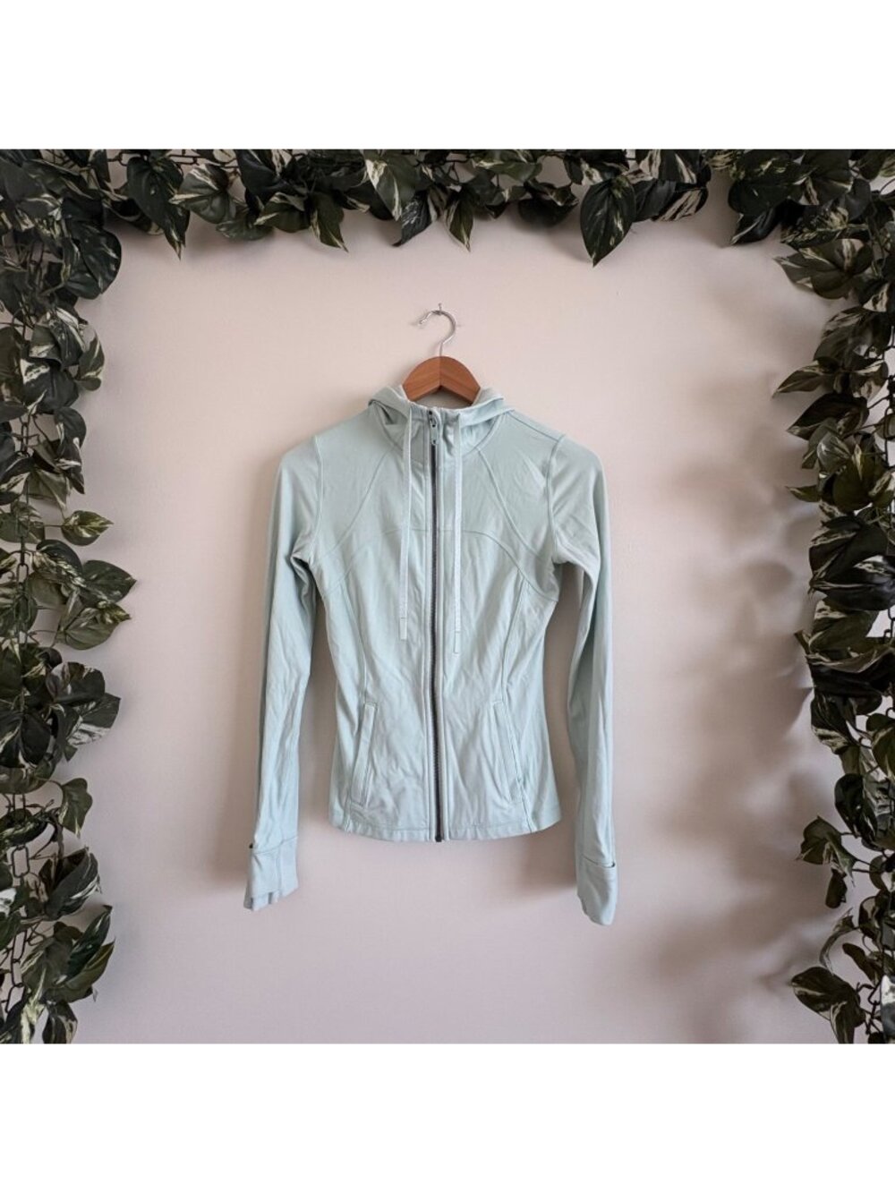 Lululemon Athletic Hooded Define Jacket Nulu Delicate Mint Women’s Size 4
